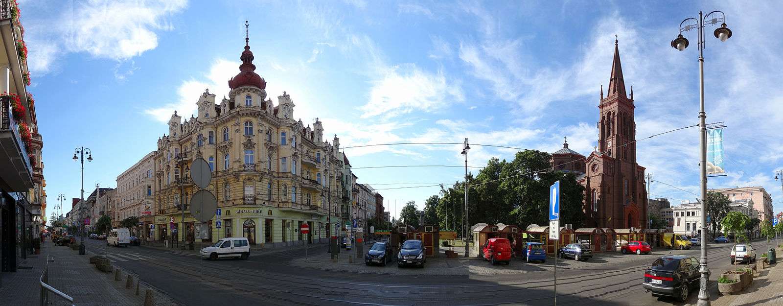 Freedom Square view from Gdanska Street