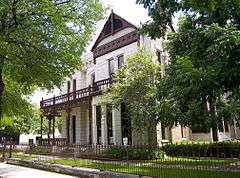 Henry Hirshfeld House and Cottage