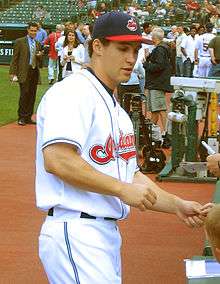 Grady Sizemore signing autographs